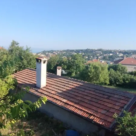 ками Pensjonat Bjała